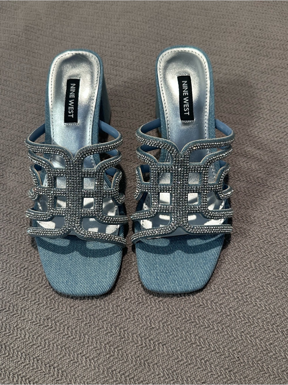 Nine West Grassa Block Heel Embellished Sandals. NWT. Size 5
